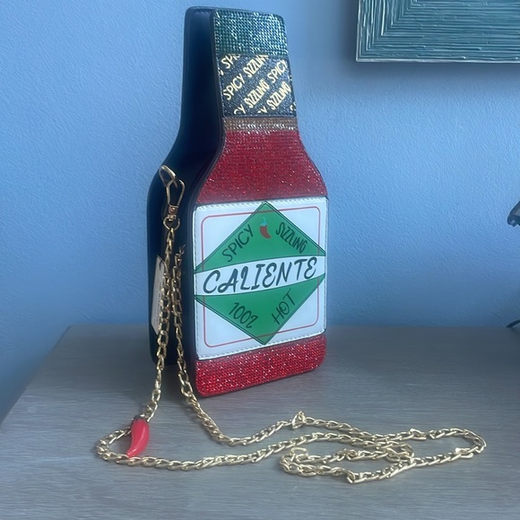 Spicy  hot sauce, bag with gold chain - Picture 2 of 11